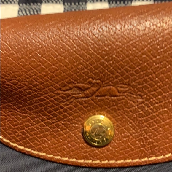 Authentic Medium Longchamp Le Pliage - Picture 4 of 7